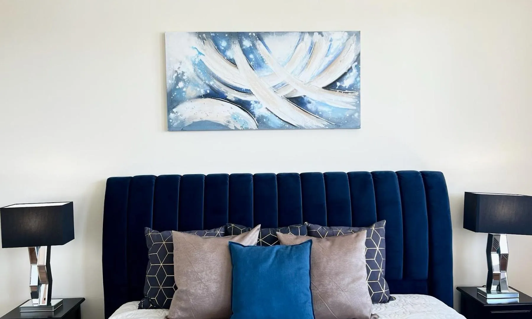 Luxury Apartment With A Beautiful View Of The Danube, Free Spa - Wellness And Car Parking In The Center Of The City Budapest Hungary