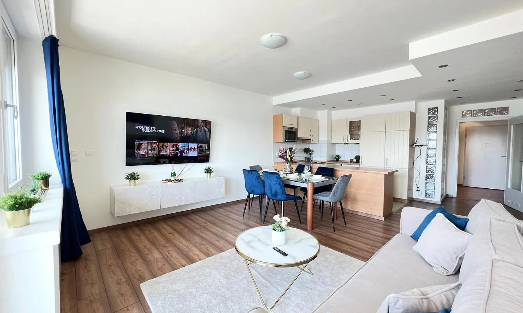 Luxury Apartment With A Beautiful View Of The Danube, Free Spa - Wellness And Car Parking In The Center Of The City Budapest